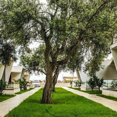Luna Mare Seaside Suites Borsh Exterior foto