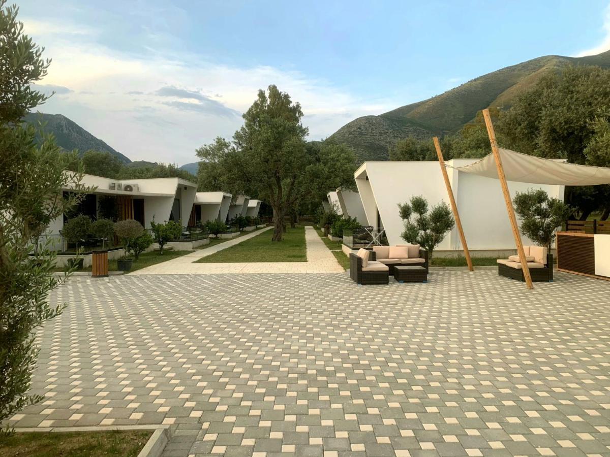 Luna Mare Seaside Suites Borsh Exterior foto