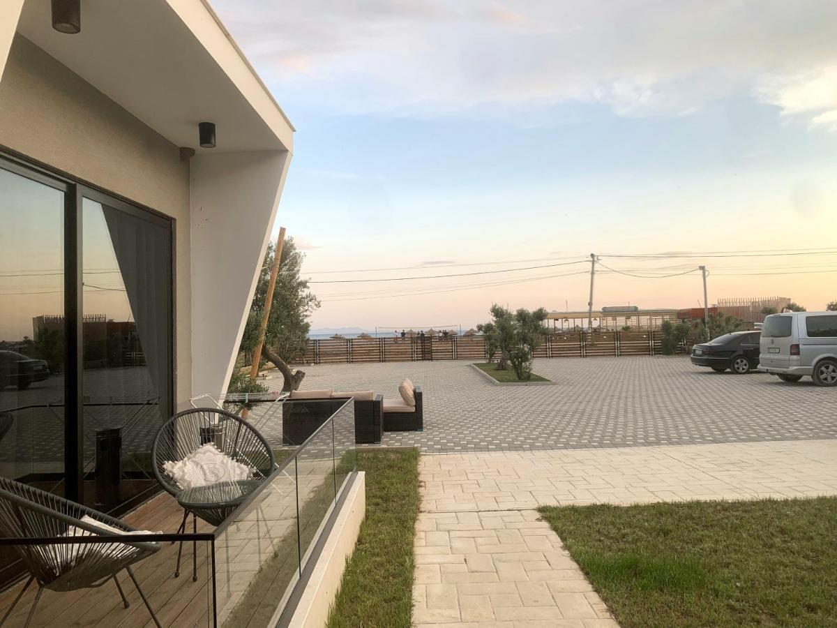 Luna Mare Seaside Suites Borsh Exterior foto