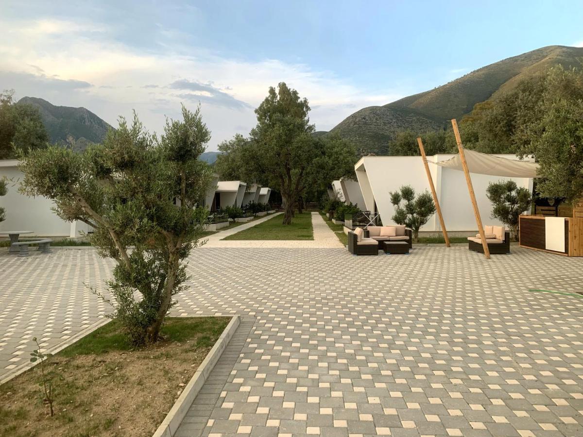 Luna Mare Seaside Suites Borsh Exterior foto