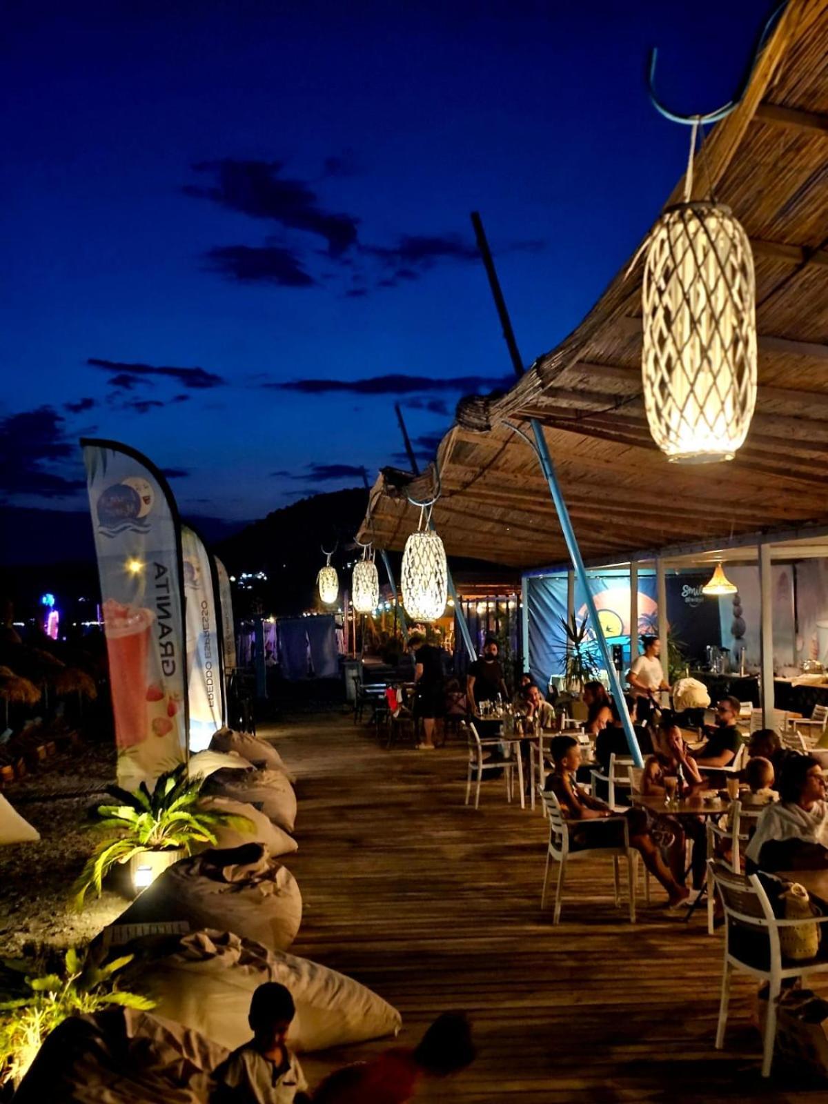 Luna Mare Seaside Suites Borsh Exterior foto