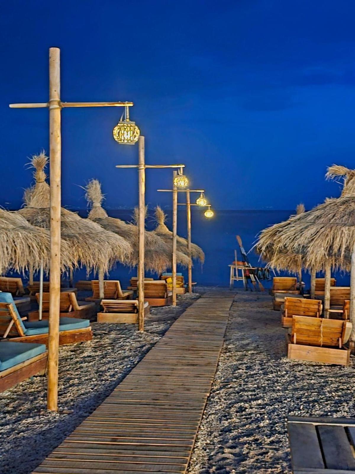 Luna Mare Seaside Suites Borsh Exterior foto