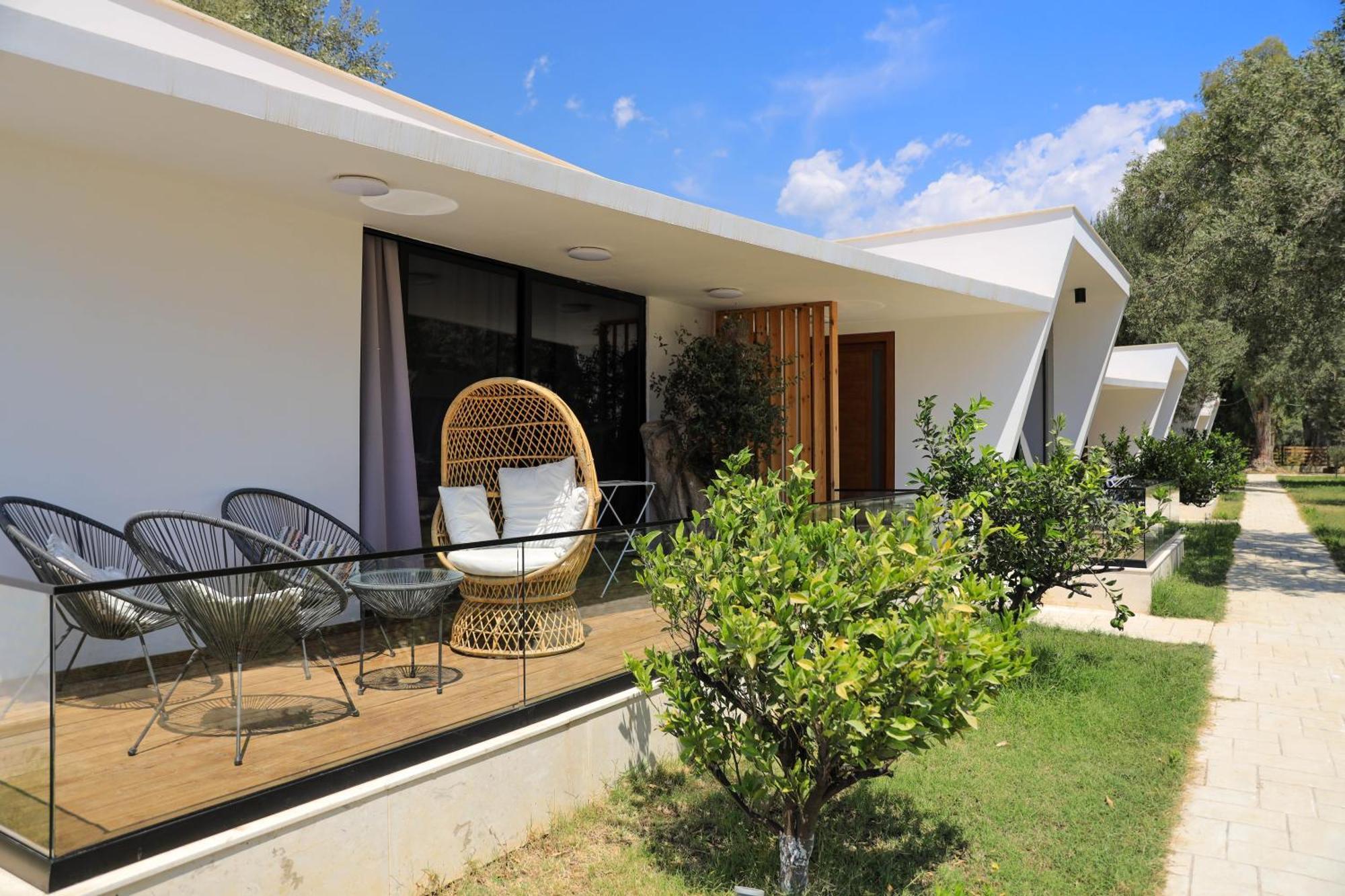 Luna Mare Seaside Suites Borsh Exterior foto