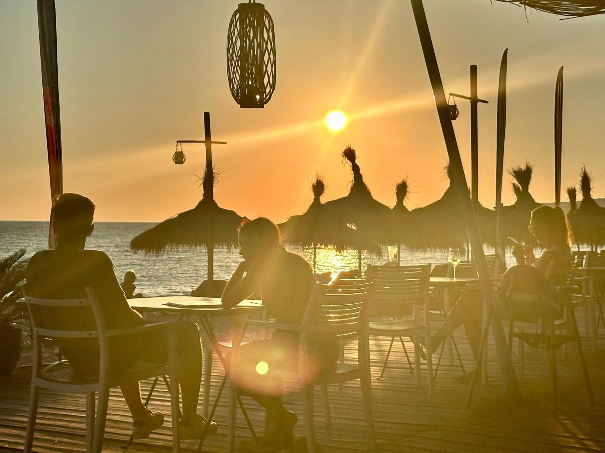 Luna Mare Seaside Suites Borsh Exterior foto